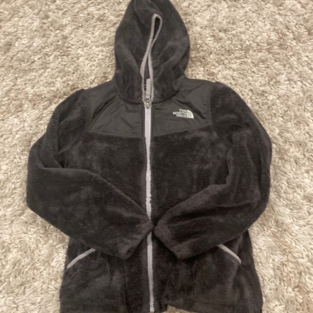Youth girls North Face hoodie(M)